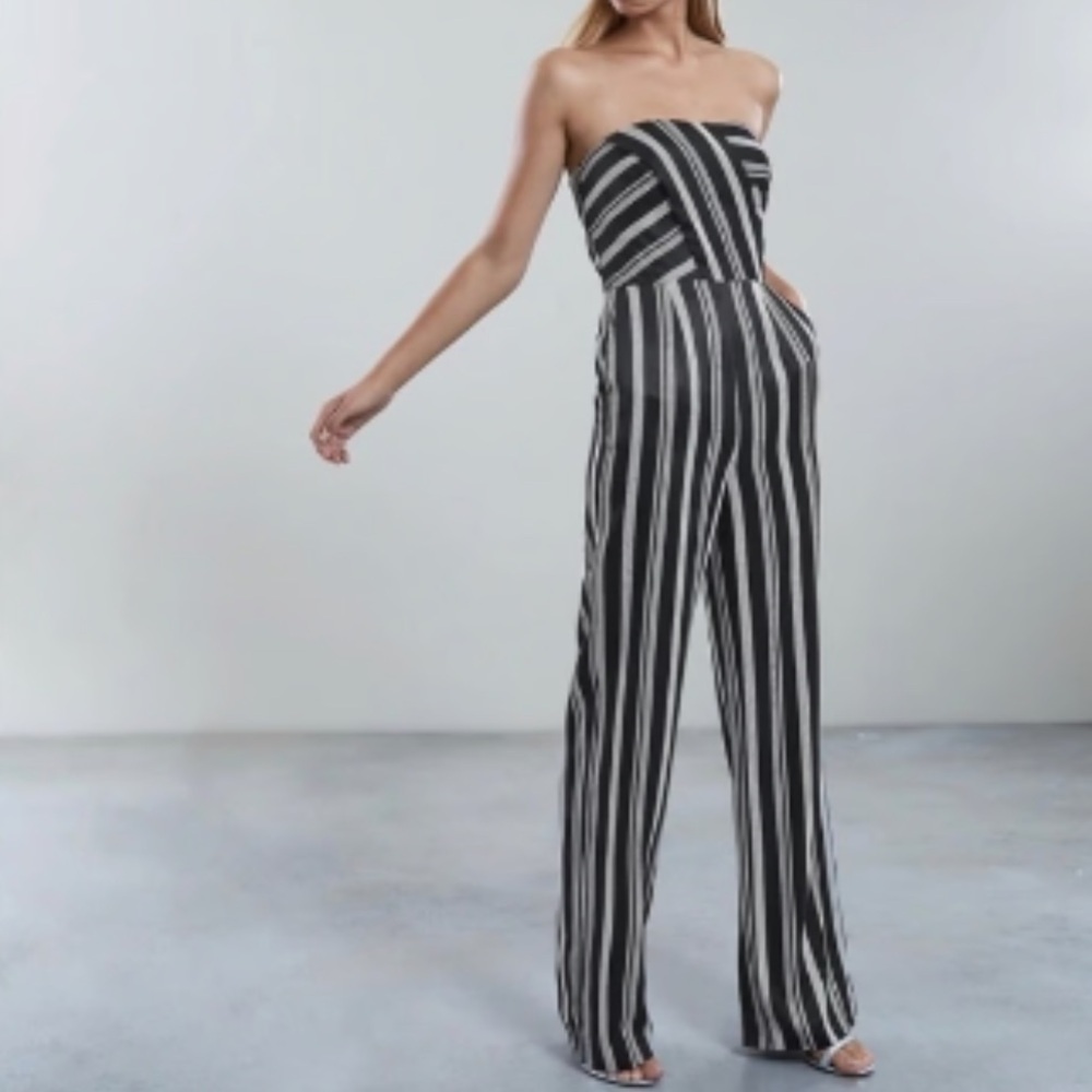Reiss Striped Black and White stripe strapless Jumpsuit size 4